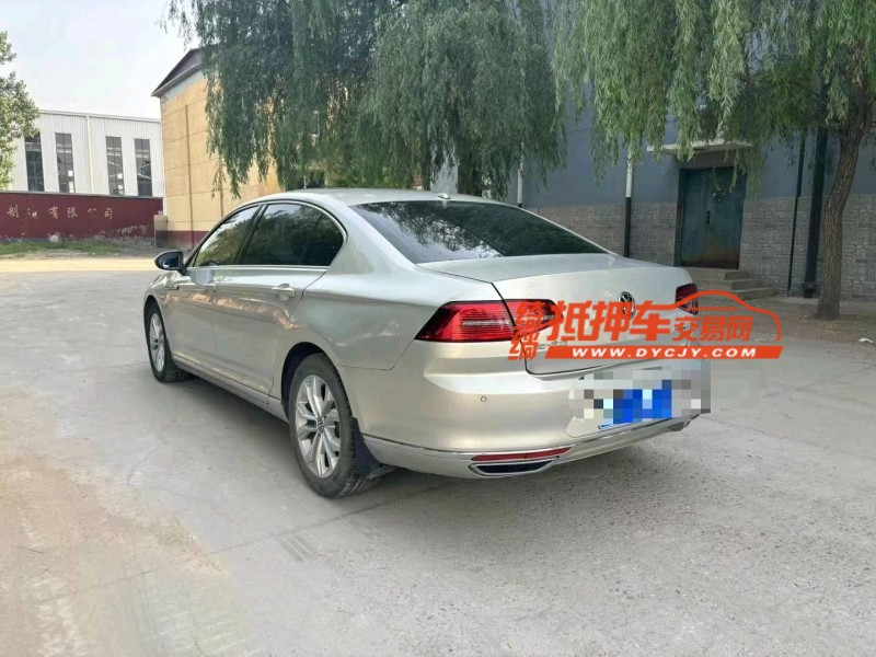 保定18年大众迈腾4