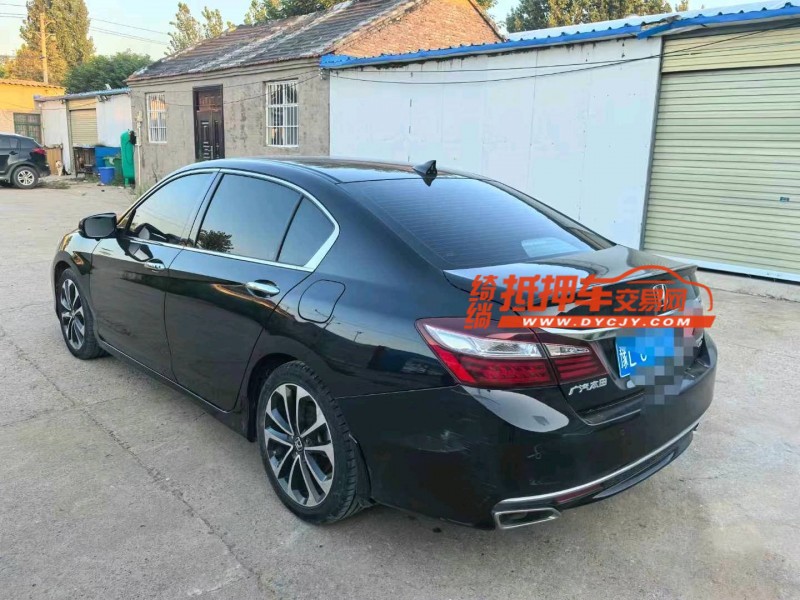 郑州16年本田雅阁3