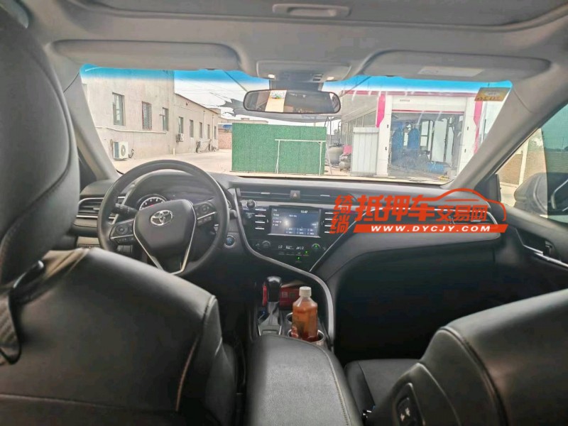 保定18年丰田凯美瑞5