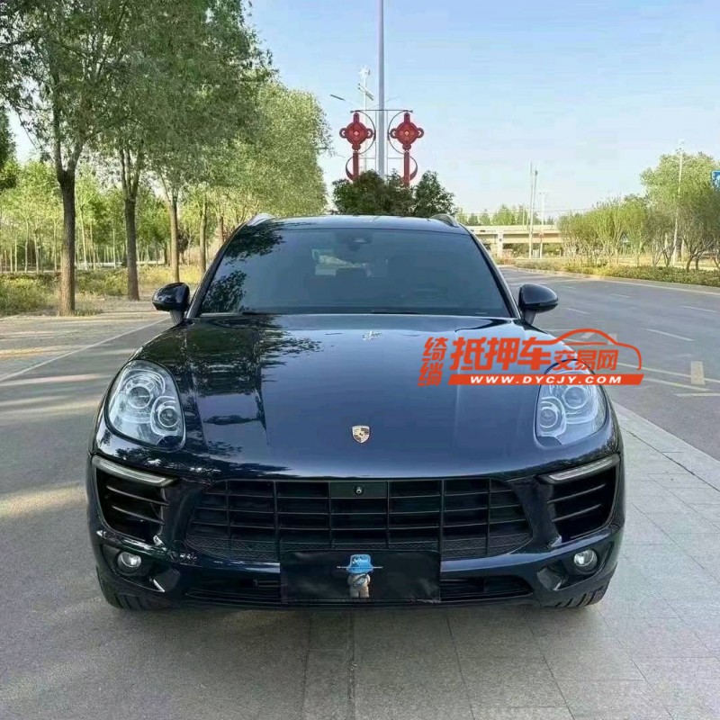 烟台17年保时捷Macan1