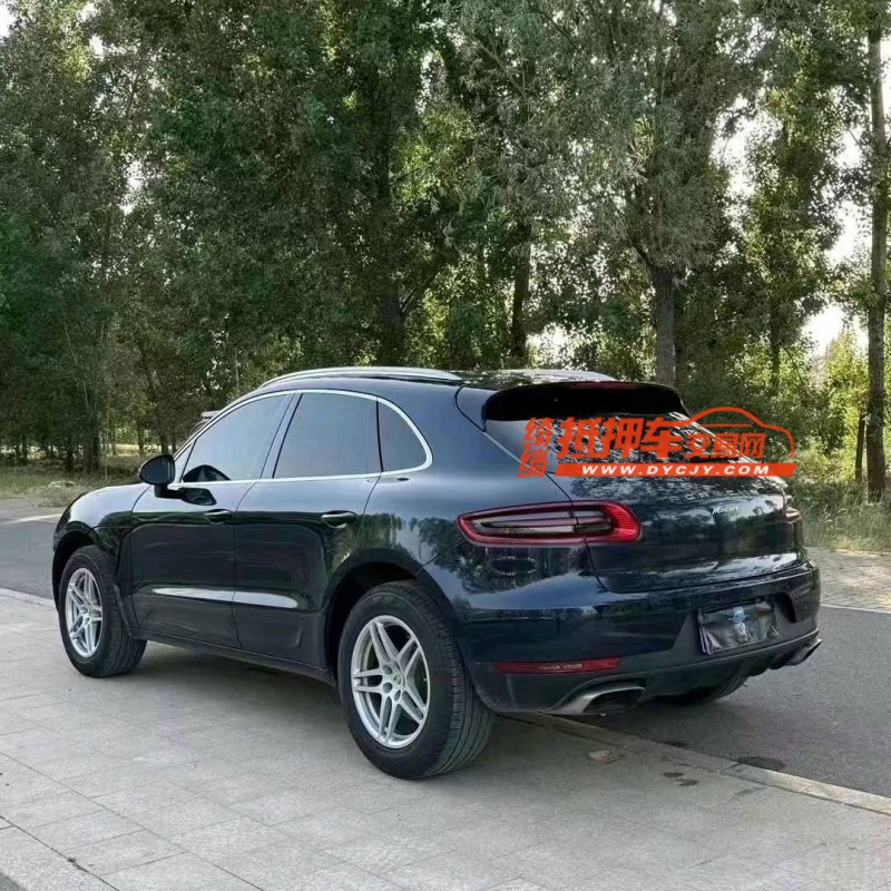 烟台17年保时捷Macan3