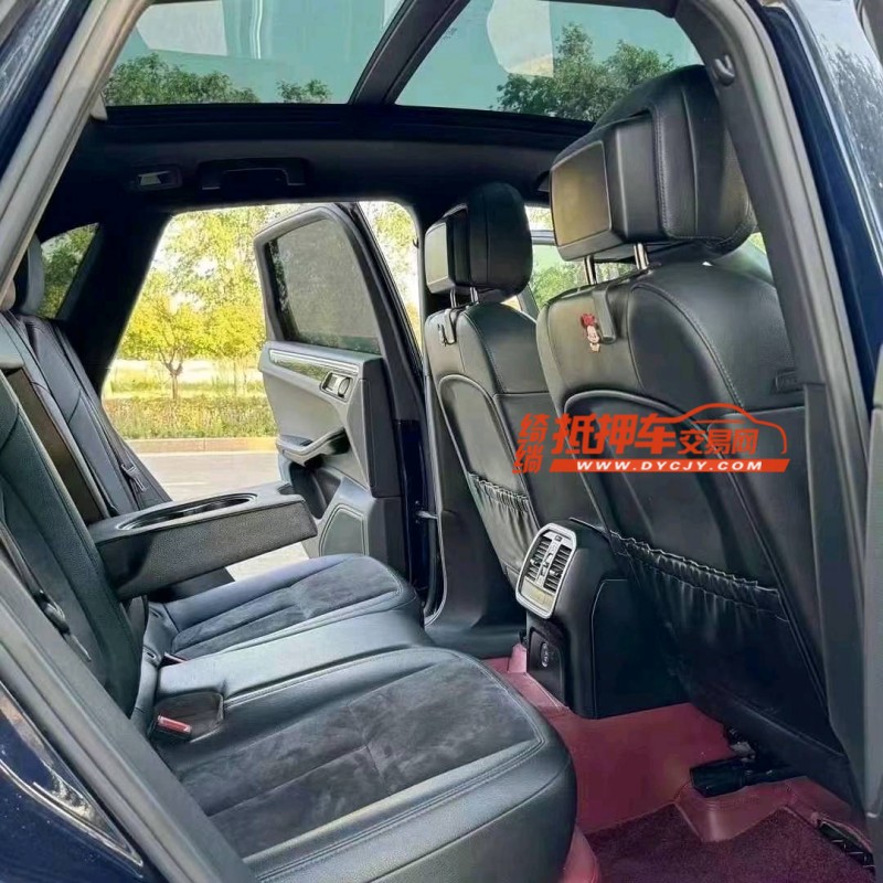 烟台17年保时捷Macan4