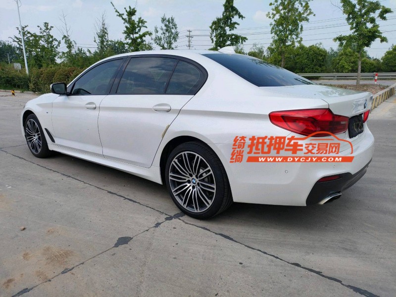徐州19年宝马5系4