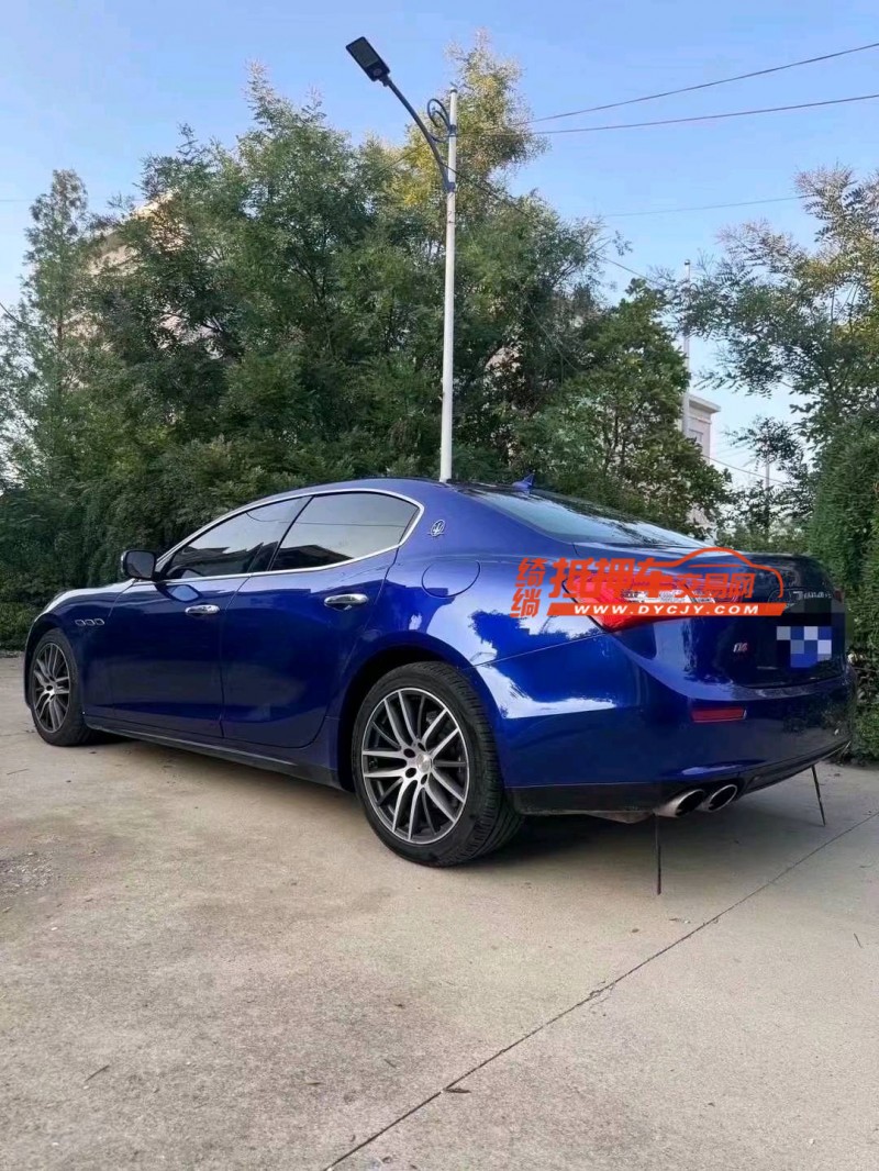 潍坊15年玛莎拉蒂Ghibli7