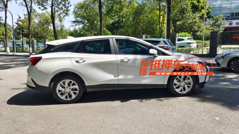 成都23年别克微蓝4