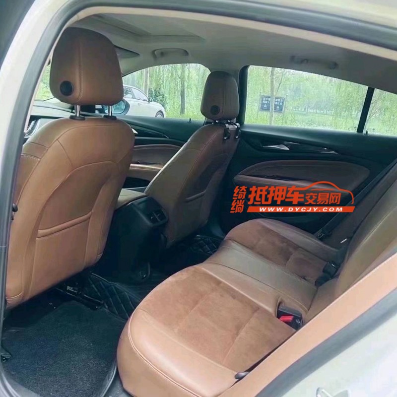 潍坊19年别克君威5