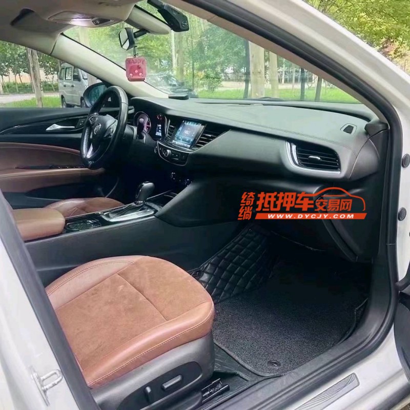 潍坊19年别克君威8