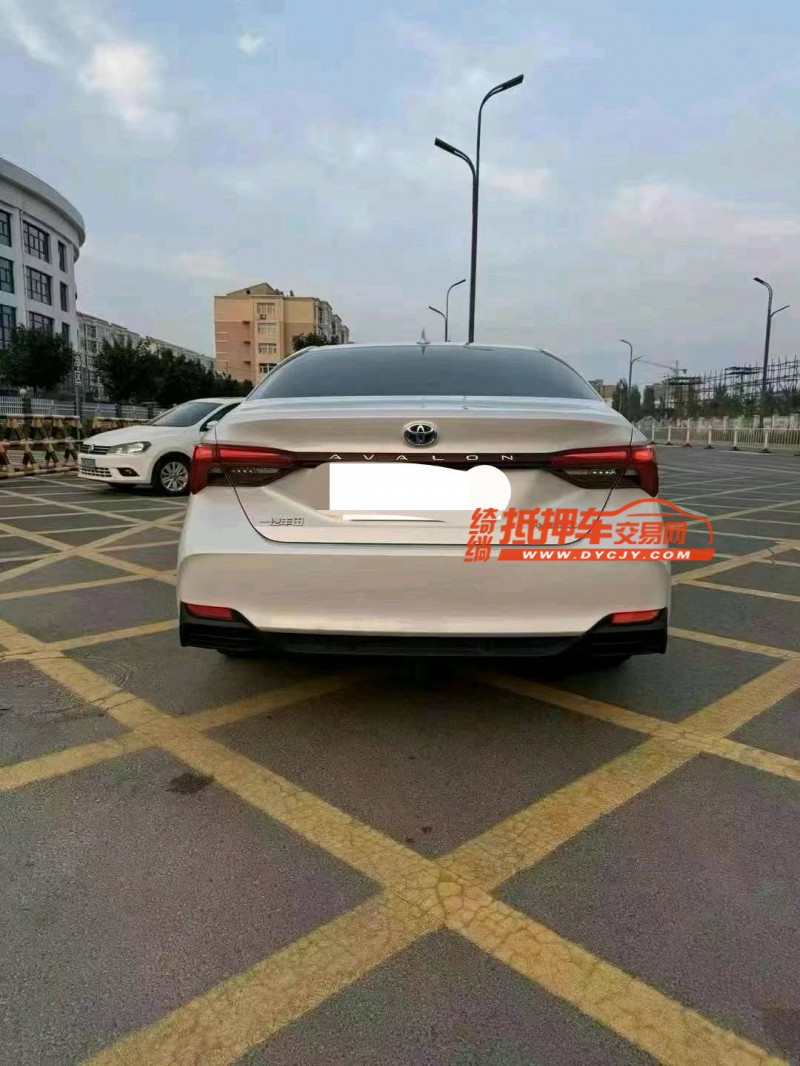 保定23年丰田亚洲龙2