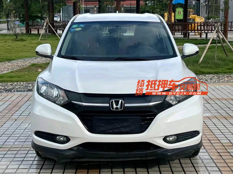 汕头17年本田缤智1