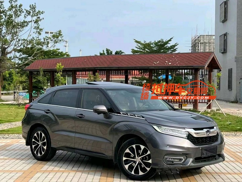 汕头17年本田冠道2