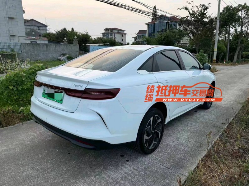 金華24年吉利幾何4
