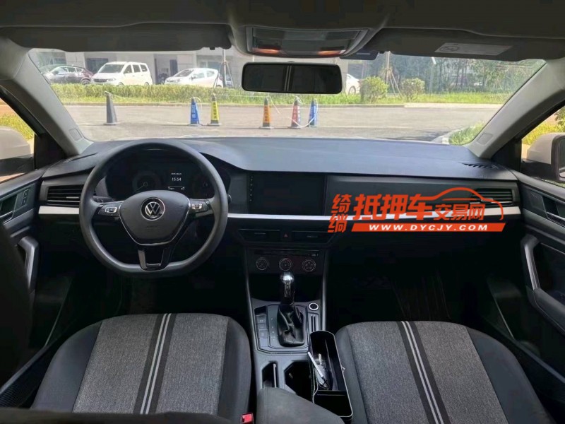 潍坊20年大众朗逸7