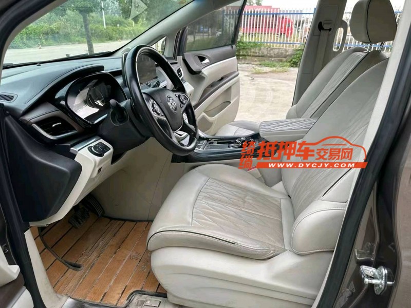 徐州21年别克GL84