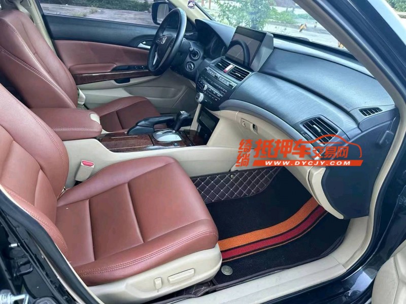 徐州12年本田雅阁6