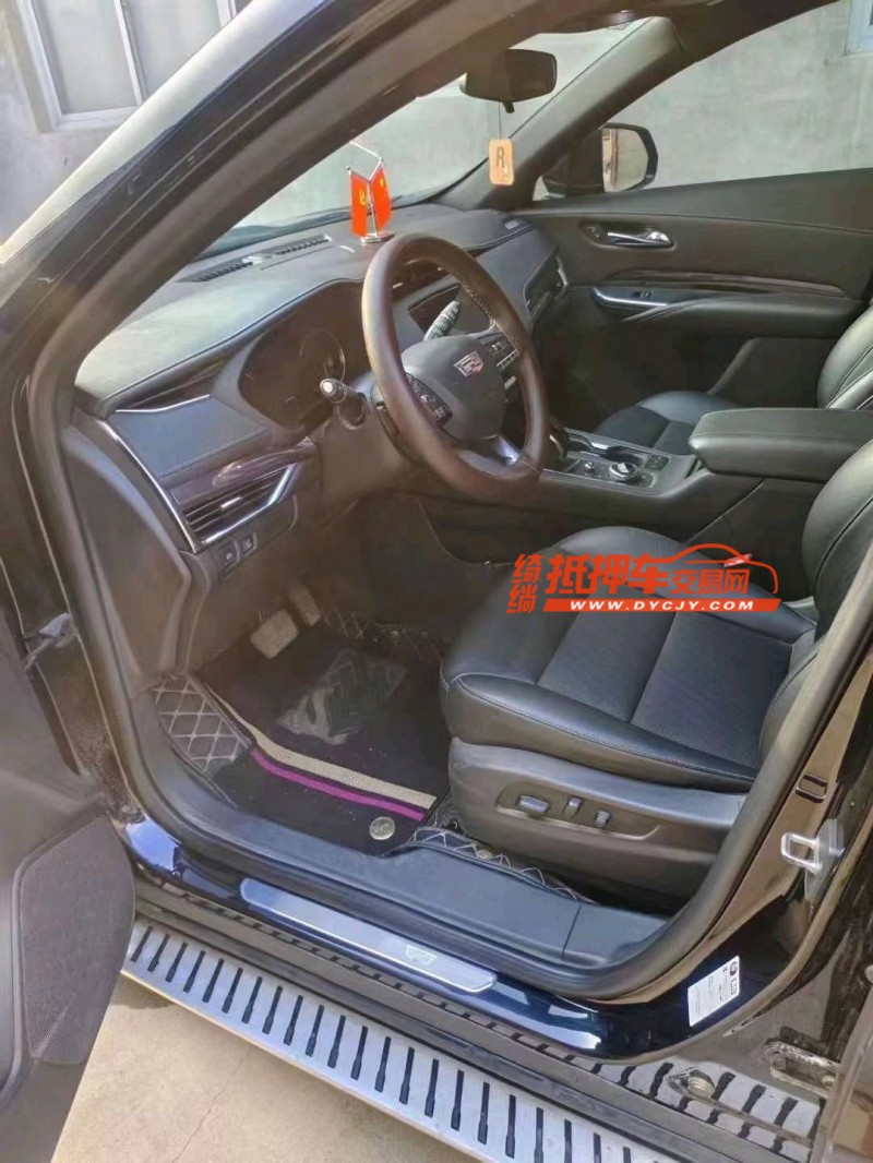 保定20年凯迪拉克XT42