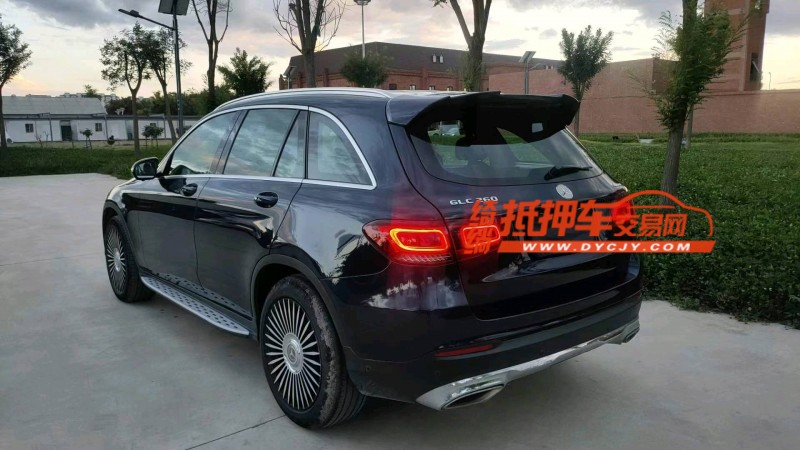 保定17年奔驰GLC7