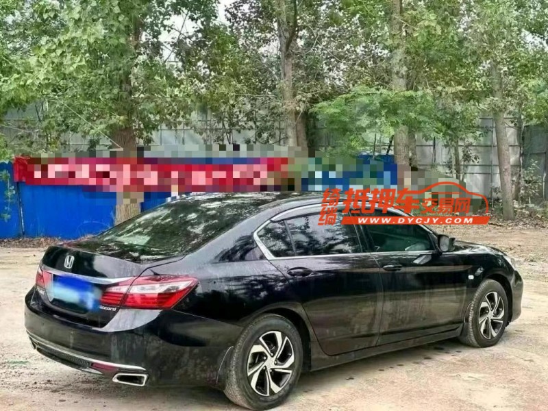 济宁18年本田雅阁7