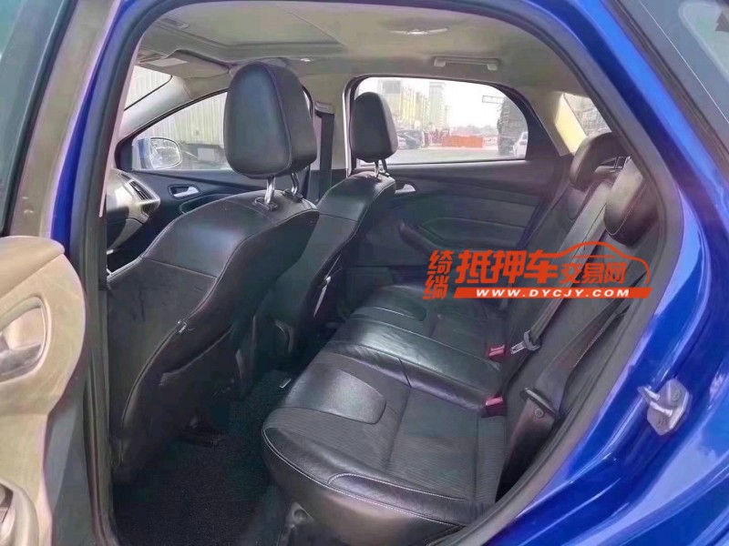 济宁13年福特福克斯5
