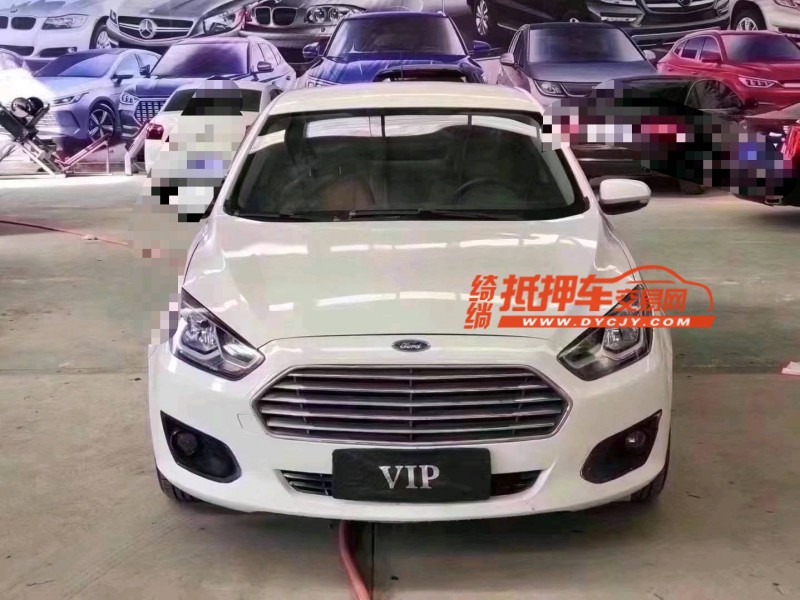 济宁17年福特福睿斯1