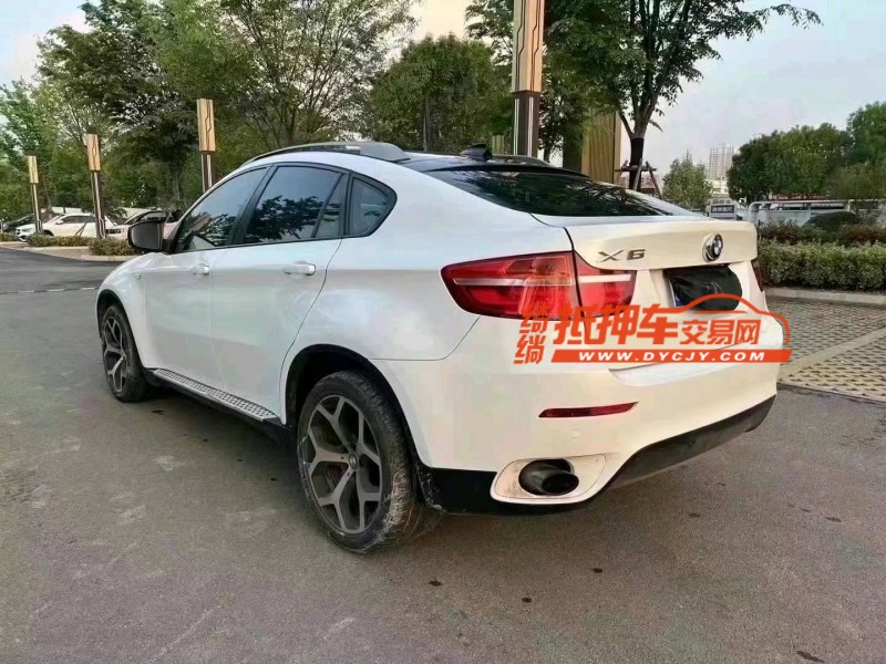 济宁13年宝马X68
