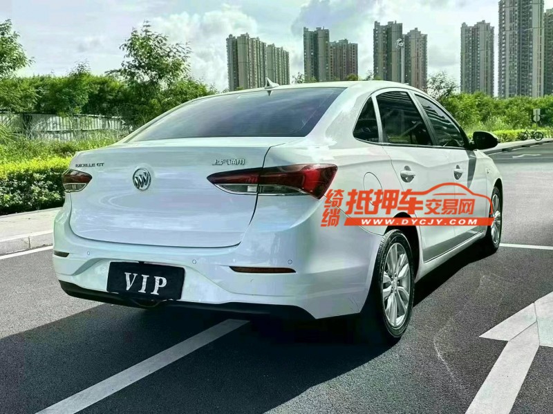 东莞22年别克英朗7