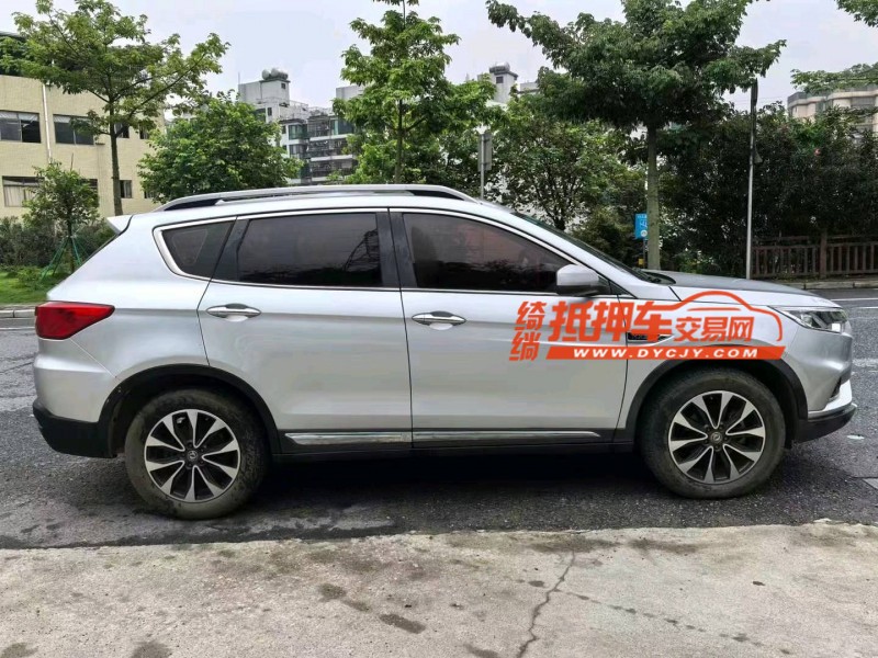 广州17年东风风度4