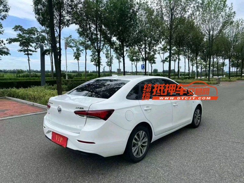 济宁19年别克英朗4