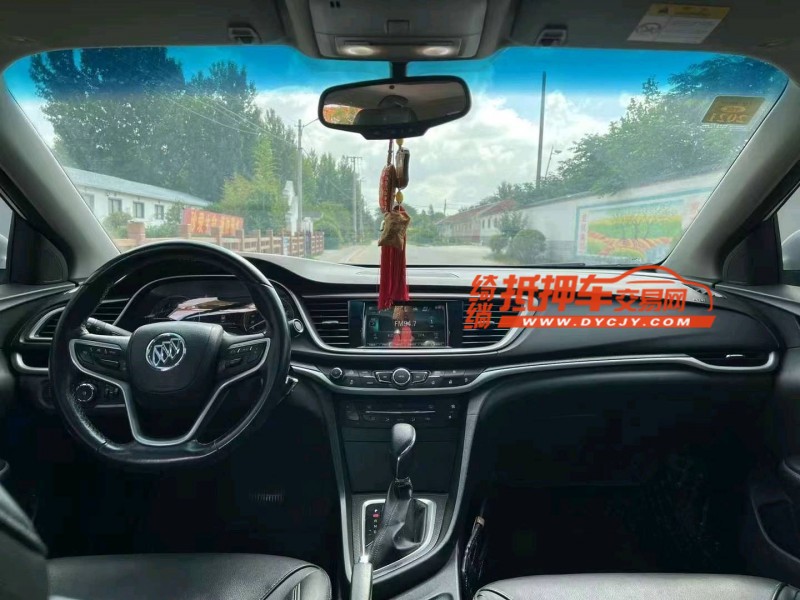 济宁19年别克英朗6