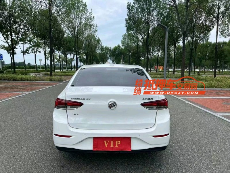 济宁19年别克英朗7