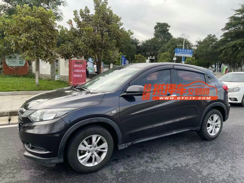 东莞18年本田缤智2