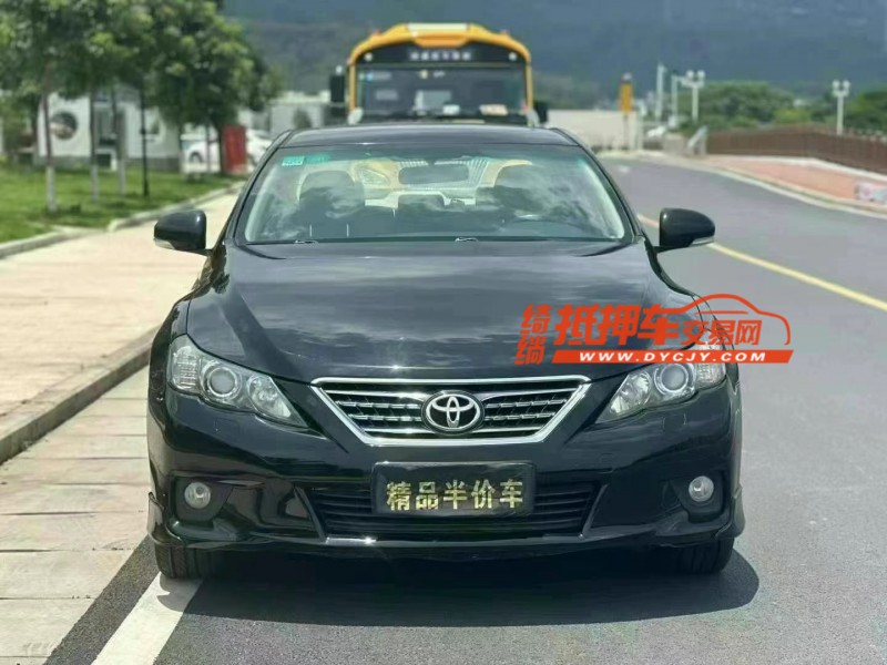 东莞13年丰田锐志1