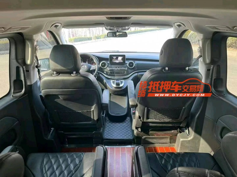 广州20年奔驰V7