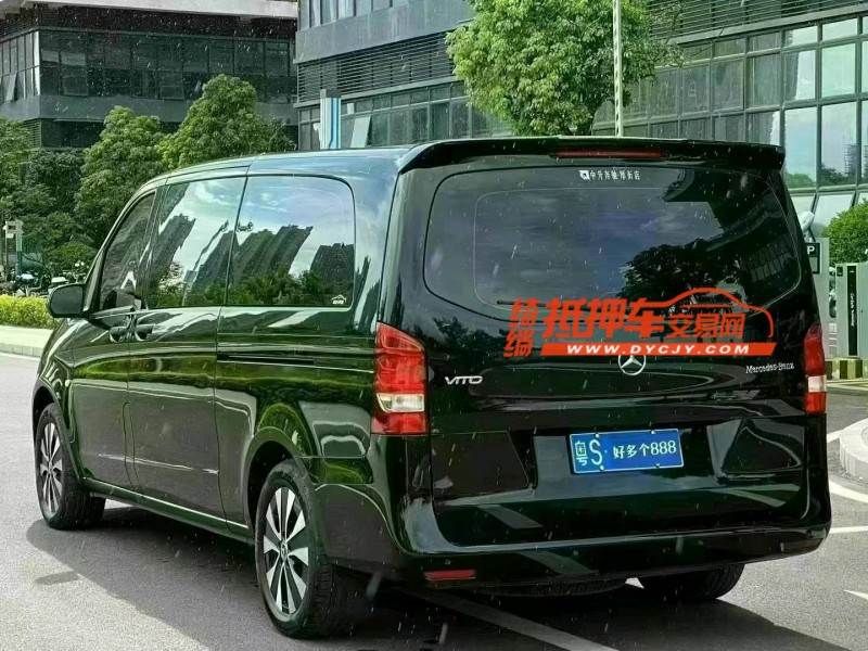 广州21年奔驰威霆5