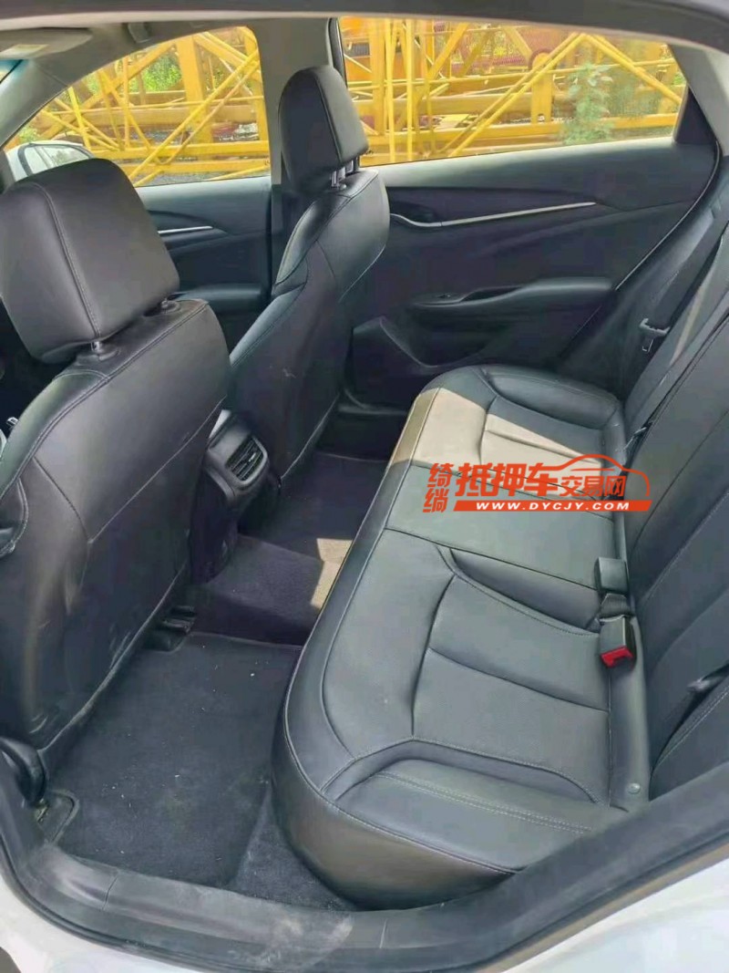 青岛22年别克英朗5