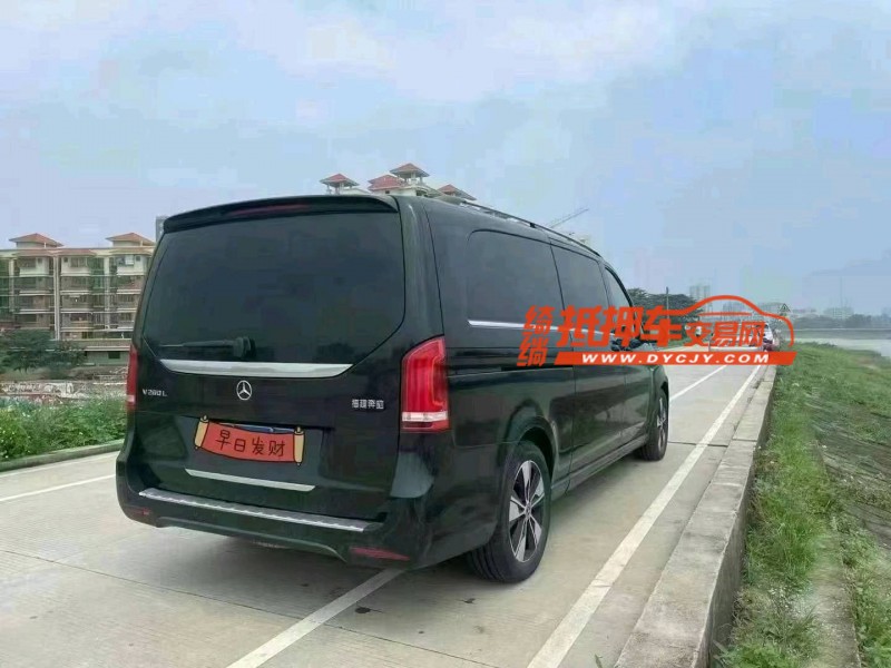 广州21年奔驰V7