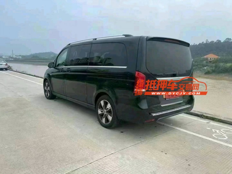 广州21年奔驰V8