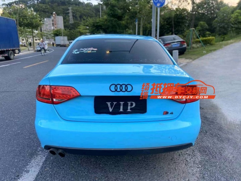广州11年奥迪A4L5