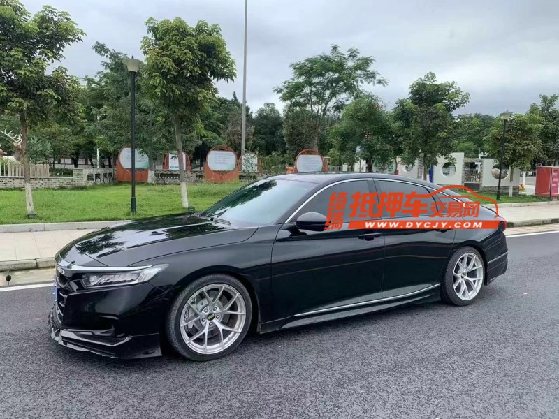 东莞22年本田雅阁3