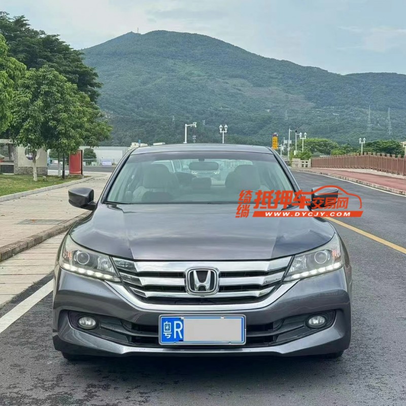 东莞14年本田雅阁1