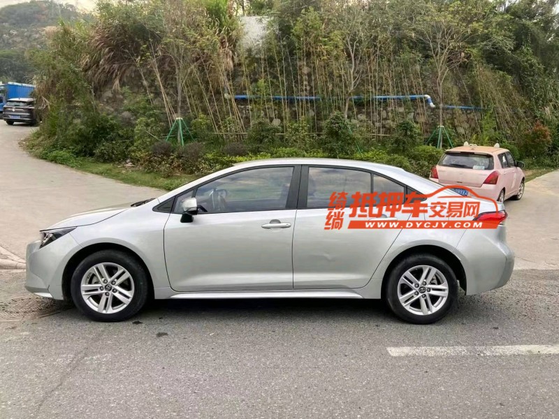 广州20年丰田雷凌6