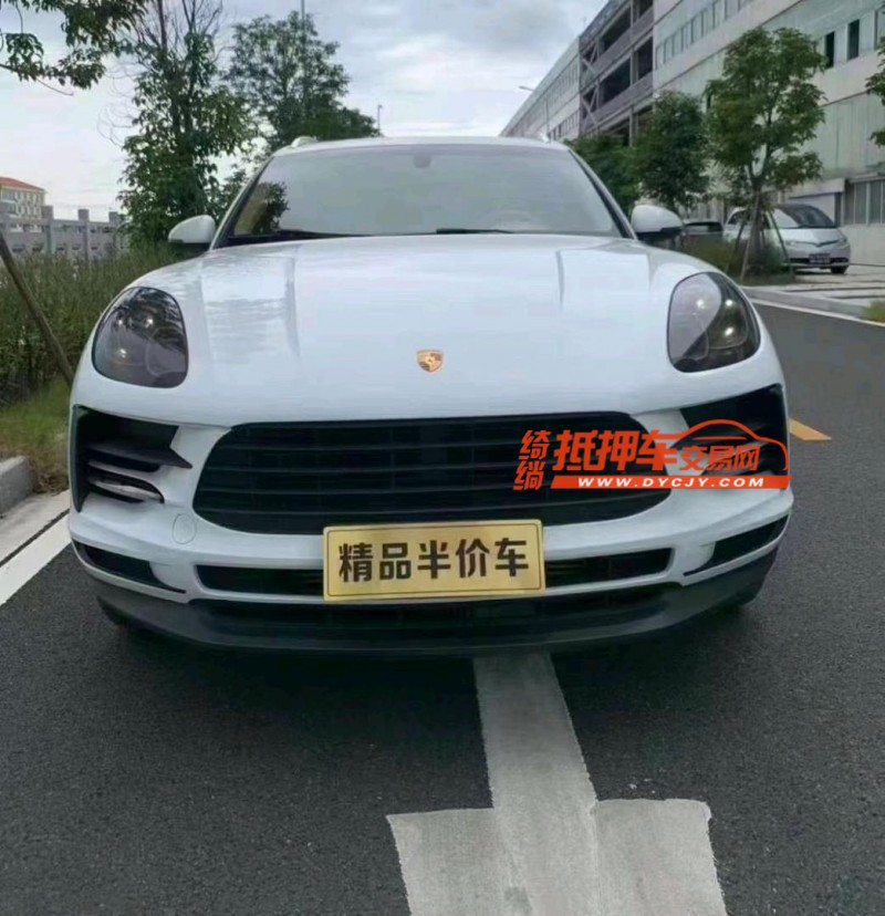 广州17年保时捷Macan1