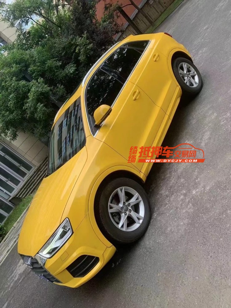 成都17年奥迪Q32