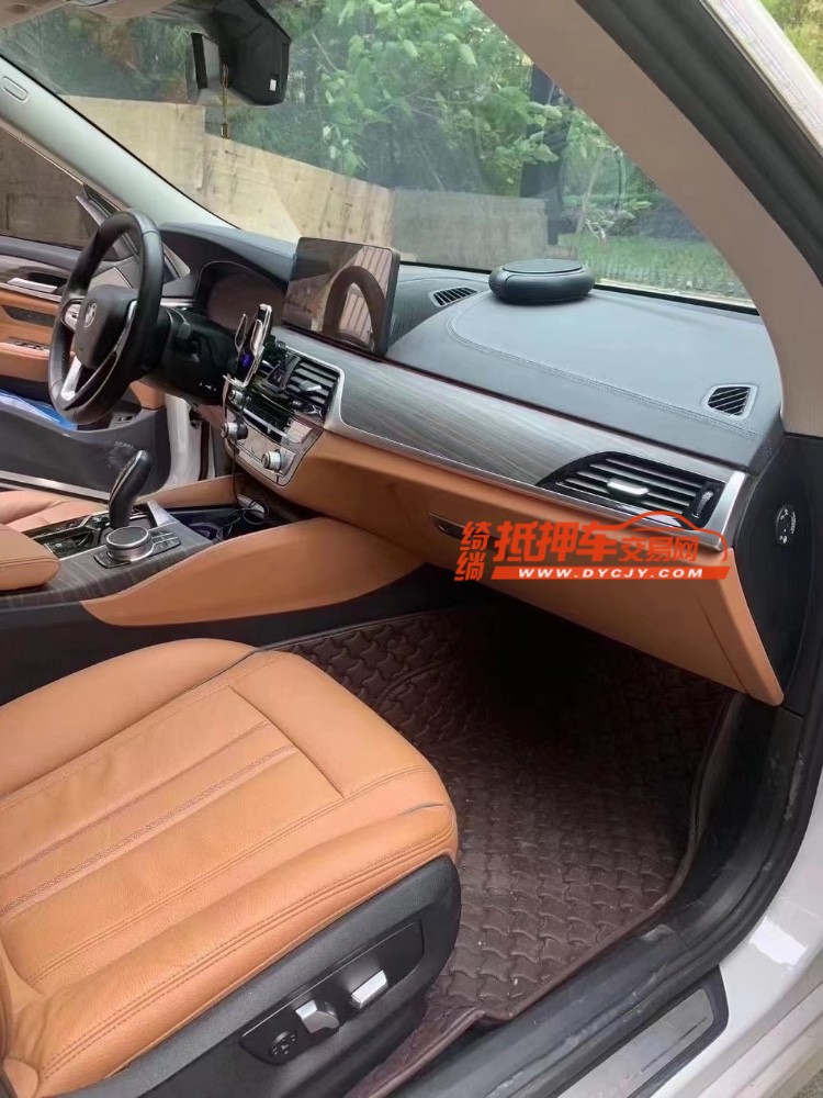 成都21年宝马6系GT4