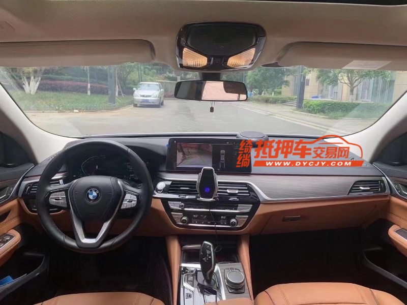 成都21年宝马6系GT5