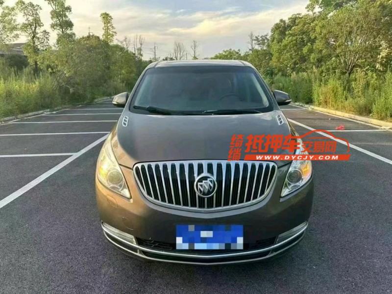 济南13年别克GL81