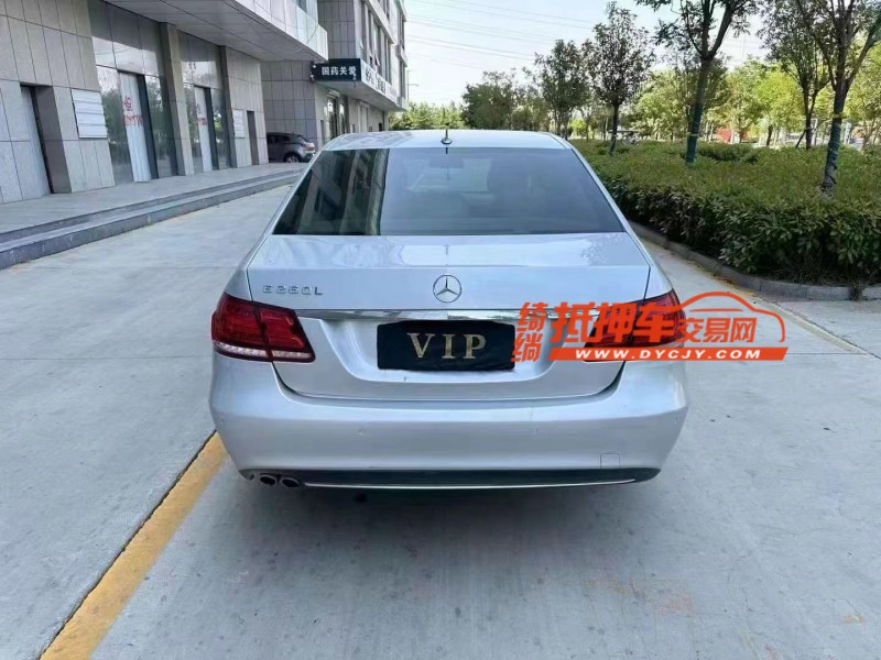 济宁14年奔驰E9