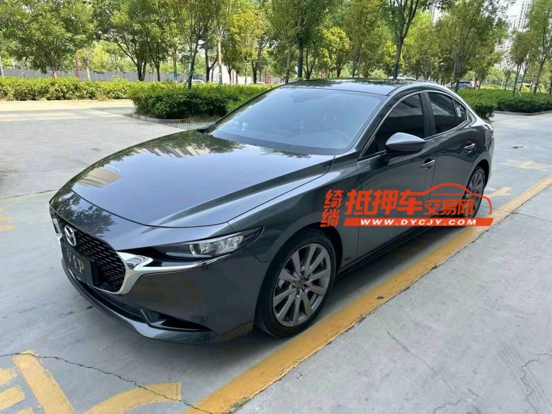 济宁23年马自达昂克赛拉3