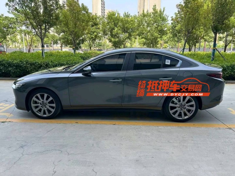 济宁23年马自达昂克赛拉4