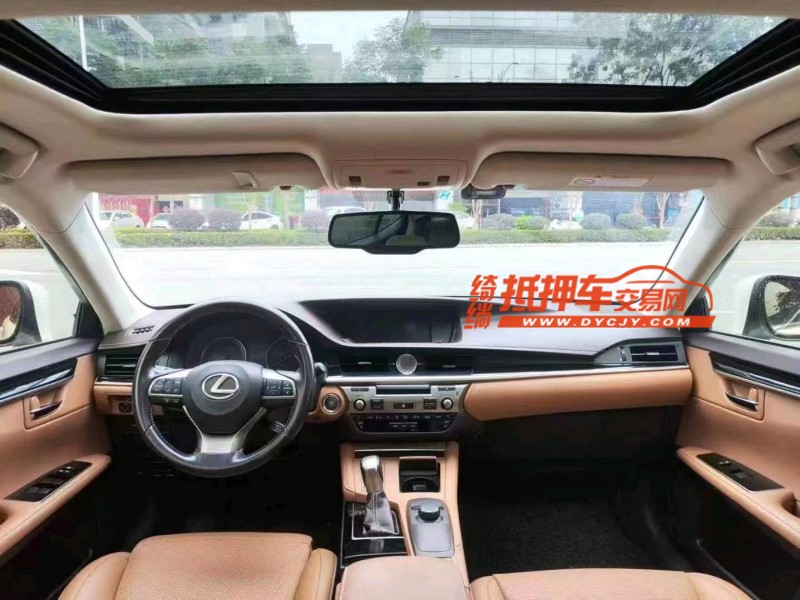 广州17年雷克萨斯ES5