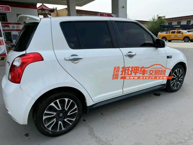 保定14年铃木雨燕4